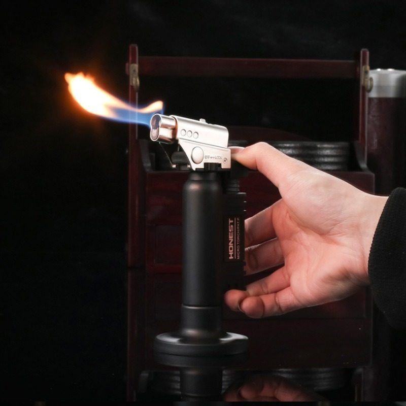 Accendino a Doppio Fuoco con B - Outdoor Lighting Switch recensione e prezzo